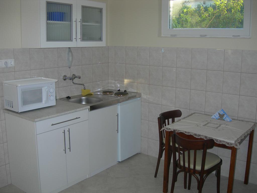 Radek Vendeghaz Es Apartman Halászi 외부 사진