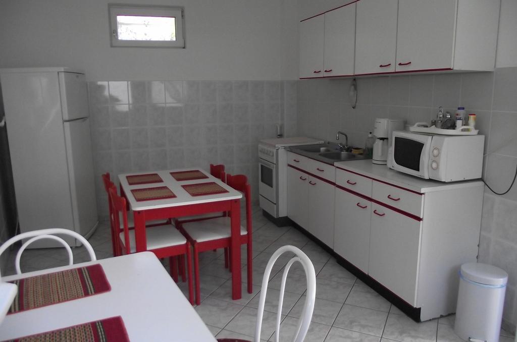 Radek Vendeghaz Es Apartman Halászi 외부 사진
